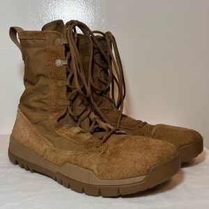 Deals for Mens Nike Combat Boots 